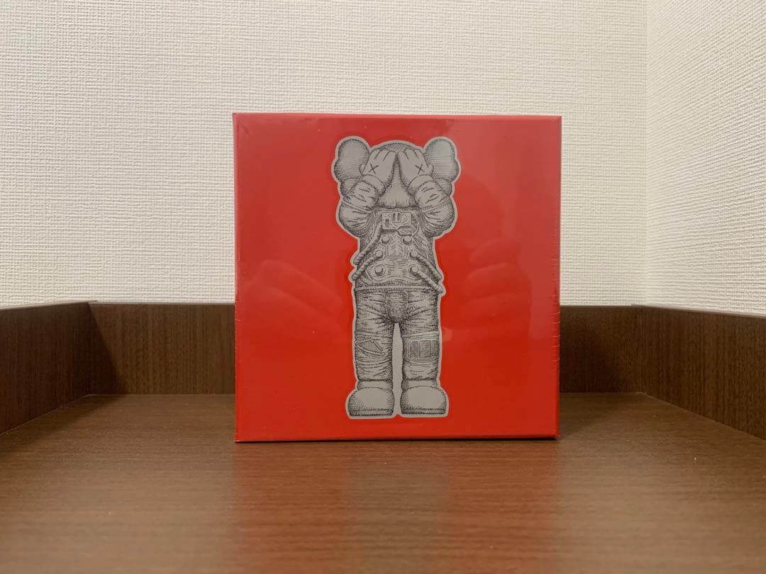 KAWS TOKYO FIRST パズル　正規品　ジグソーパズル