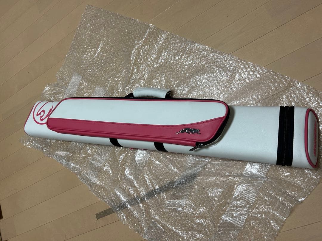 【限定】Predatorプレデター　キューケース　ロードライン　ホワイトピンク