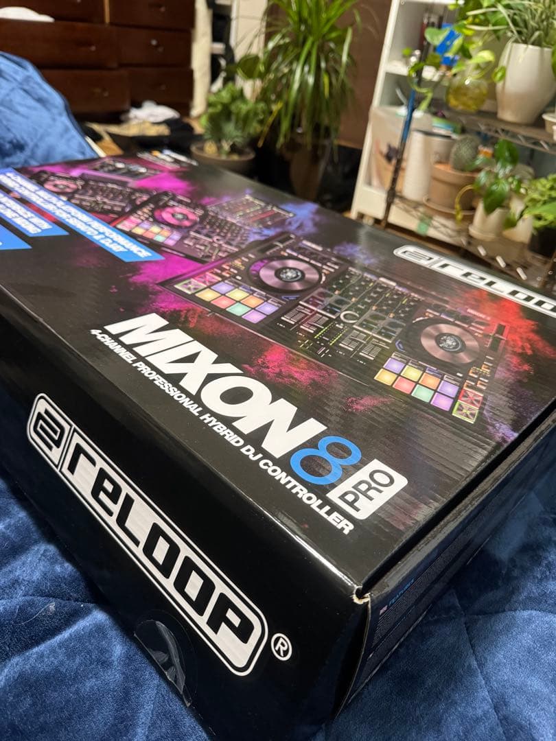 Reloop MIXON 8 PRO 4チャンネル DJコントローラー