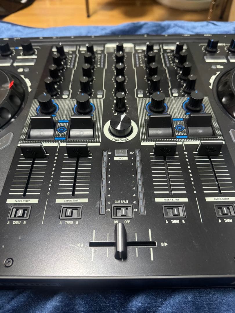 Reloop MIXON 8 PRO 4チャンネル DJコントローラー