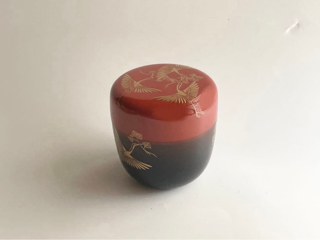 茶道具　塗師　薫和　松喰鶴蒔絵　棗　共箱　中棗　蒔絵　漆