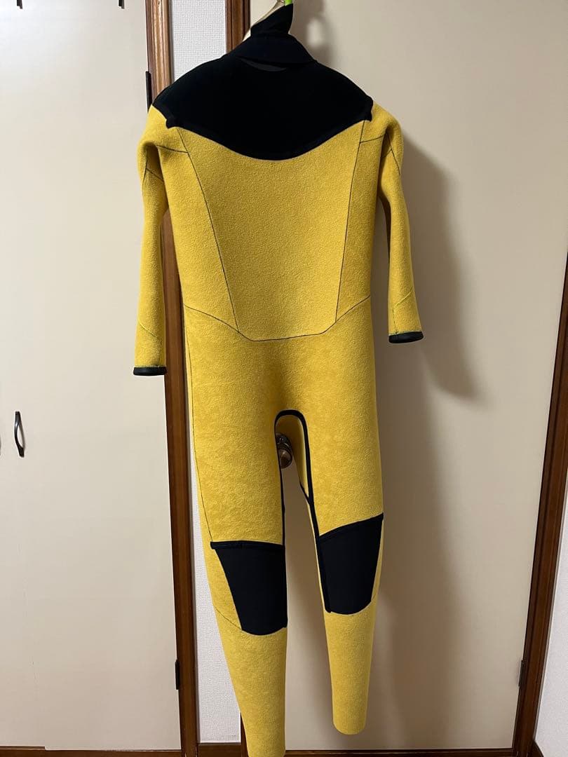 Be wet セミドライ4ミリ