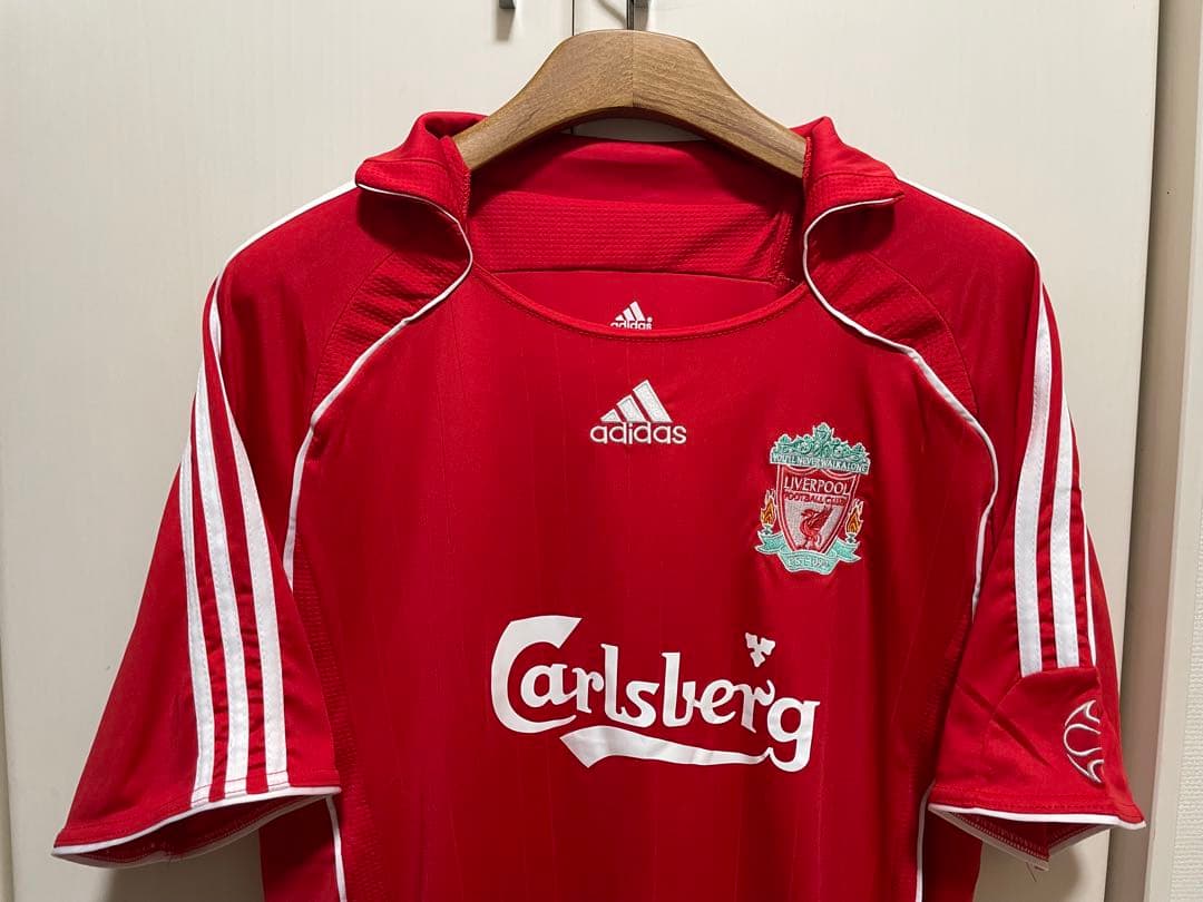 adidasイングランドリバプールユニフォーム