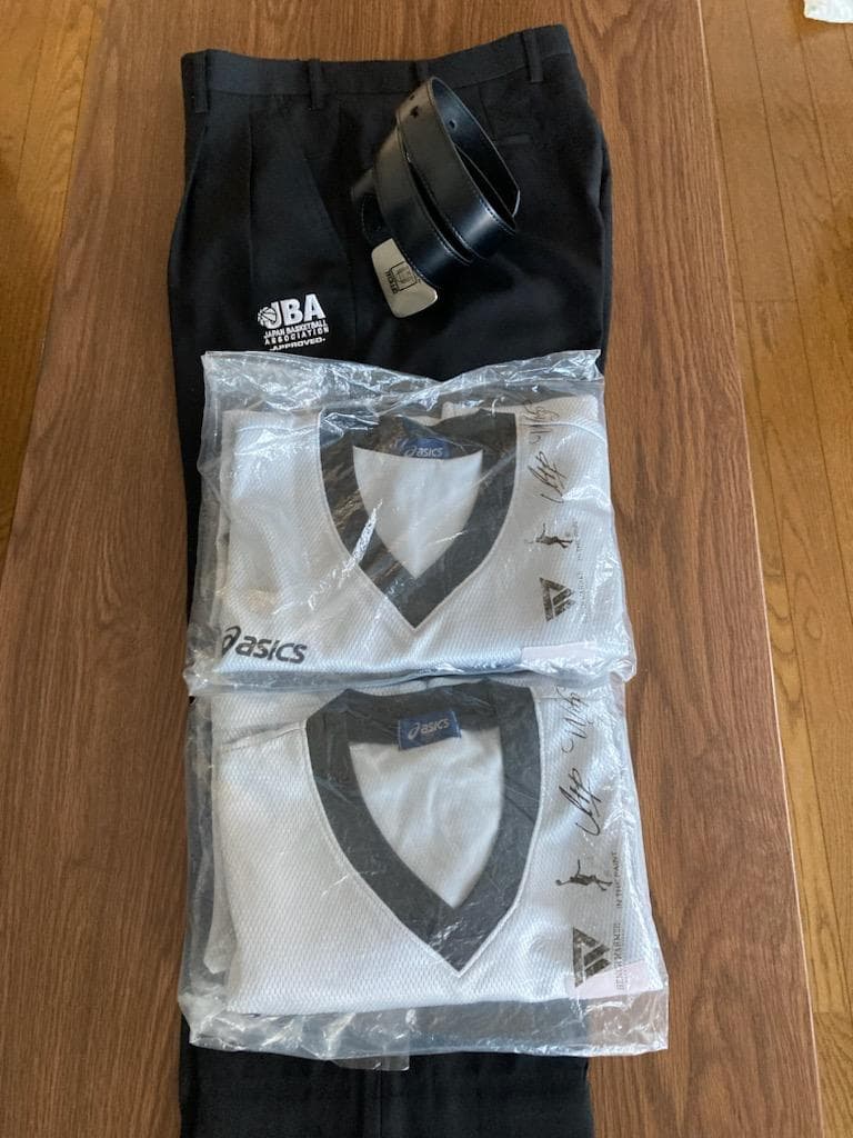 アシックスレフリーウエア、インザペイント ベルト、ブラッツア ホイッスル