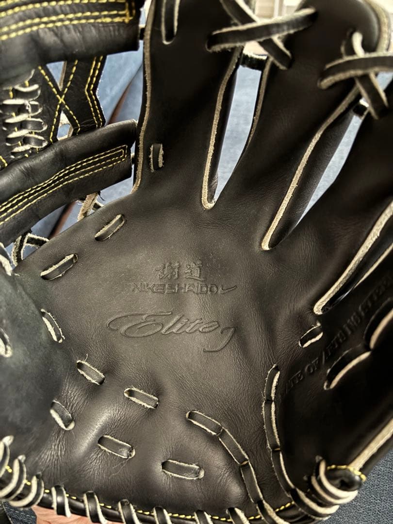Nike謝道　野球グローブ 黒