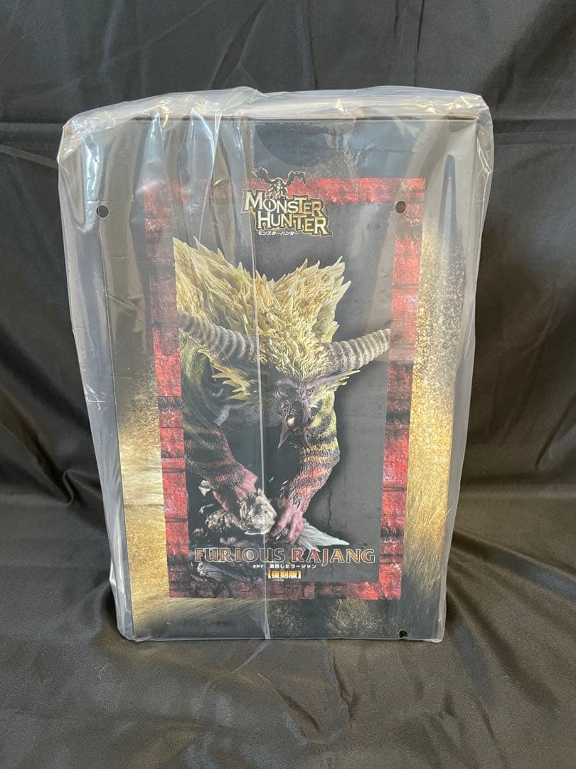 (金獅子) 激昂ラージャン　フィギュア