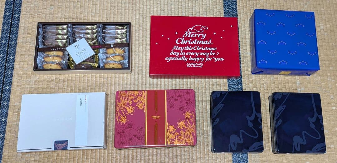 菓子11点 佃煮1点 ジュース2点