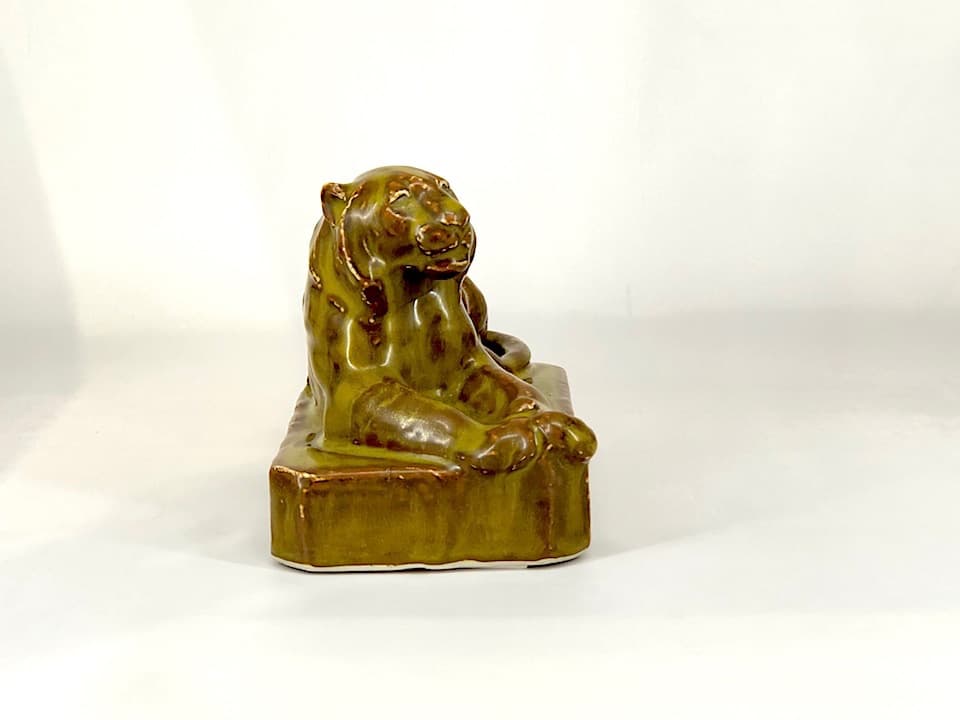 京焼・清水焼　陶彫　沼田一雅 作「虎」教壇資料　置物　無傷　箱無。