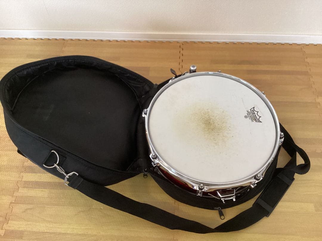 CANOPUS 木胴スネア 14×4インチ　ソフトケース付き