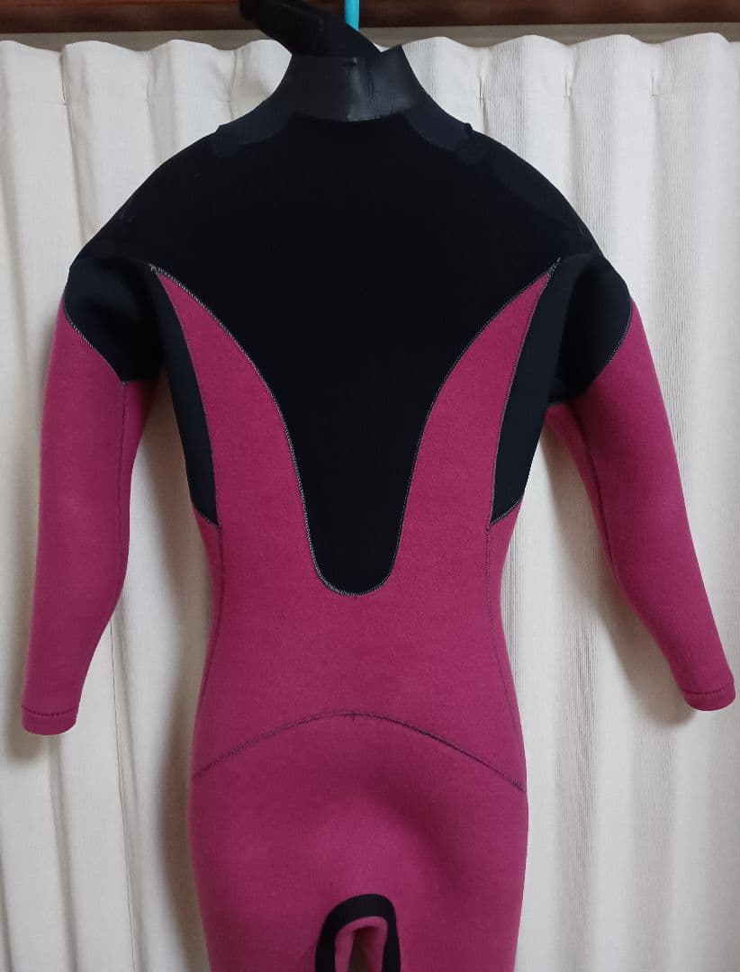 O'Neill　オニール　セミドライ ウェットスーツ　5×3mm　迷彩柄　M