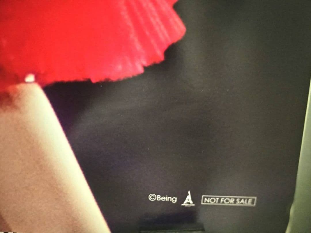 倉木麻衣ロック調ボンテージ風ファッション黒×赤ハロウィンライブ衣装ポスター非売品