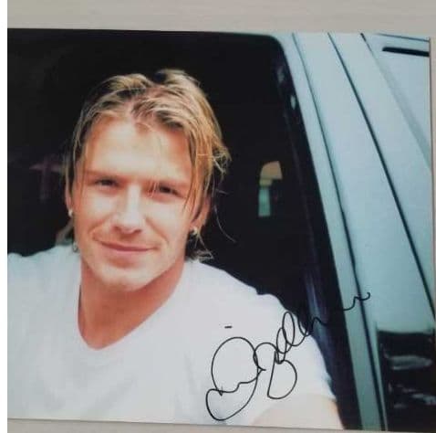 デビッド・ベッカム、直筆サイン入り、フォトグラフ。