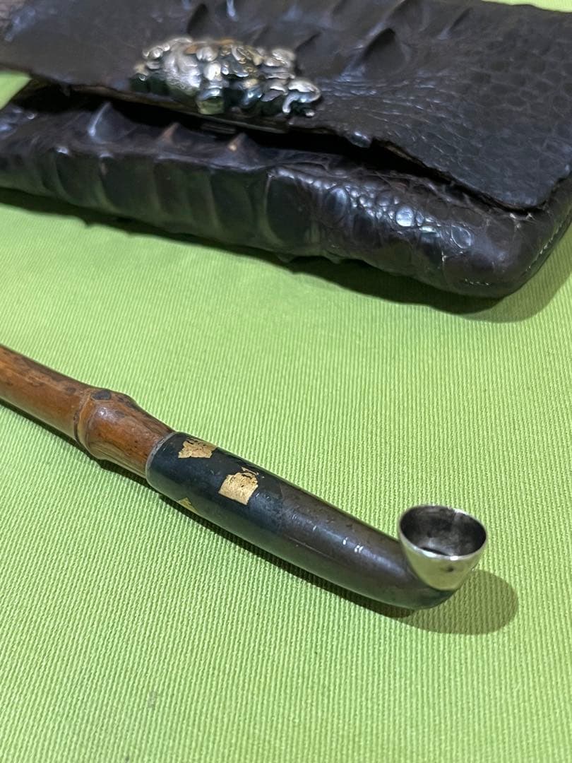 小*城様 喫煙具　当時物　クロコダイル　煙管入れ　煙管　金銀装飾