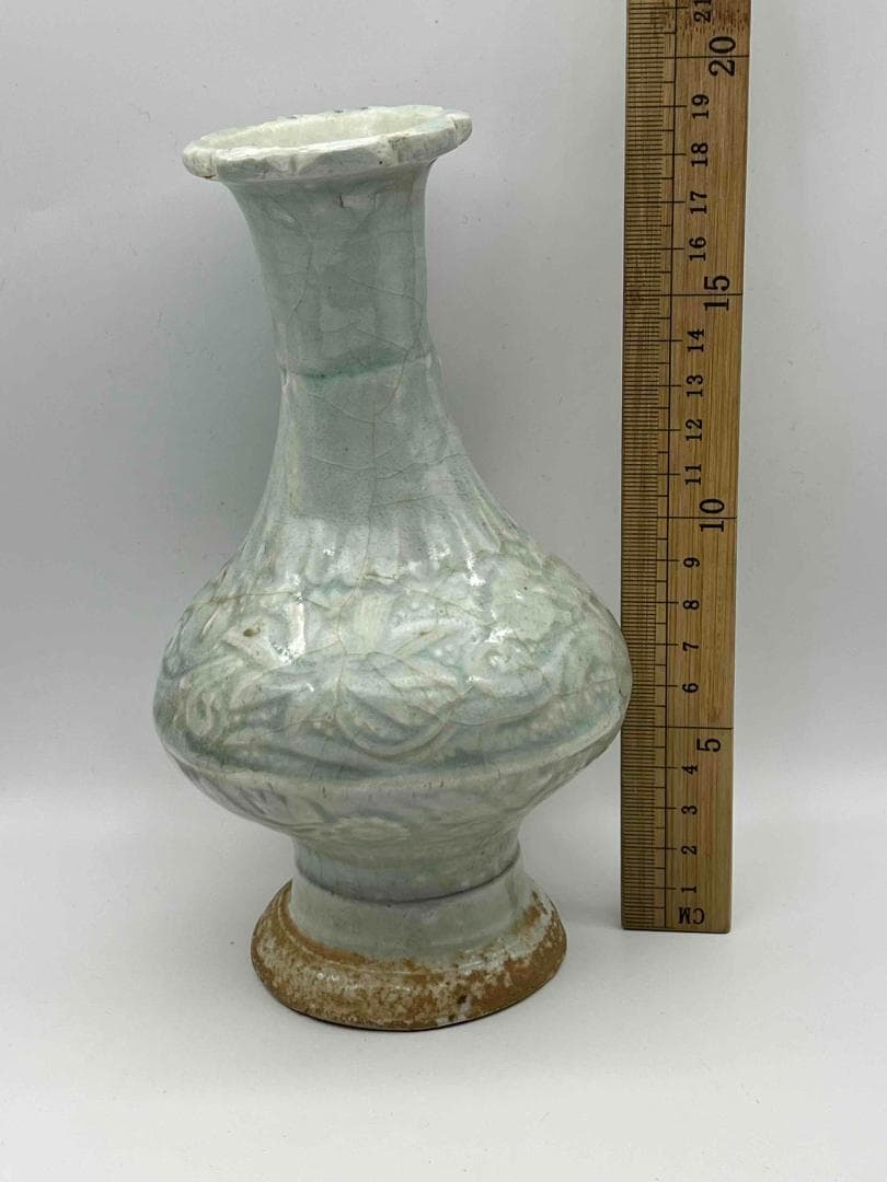 北宋時代　青白磁 纏枝貼花牡丹文菱口瓶 湖田窯花瓶 影青 花入れ(B-88)