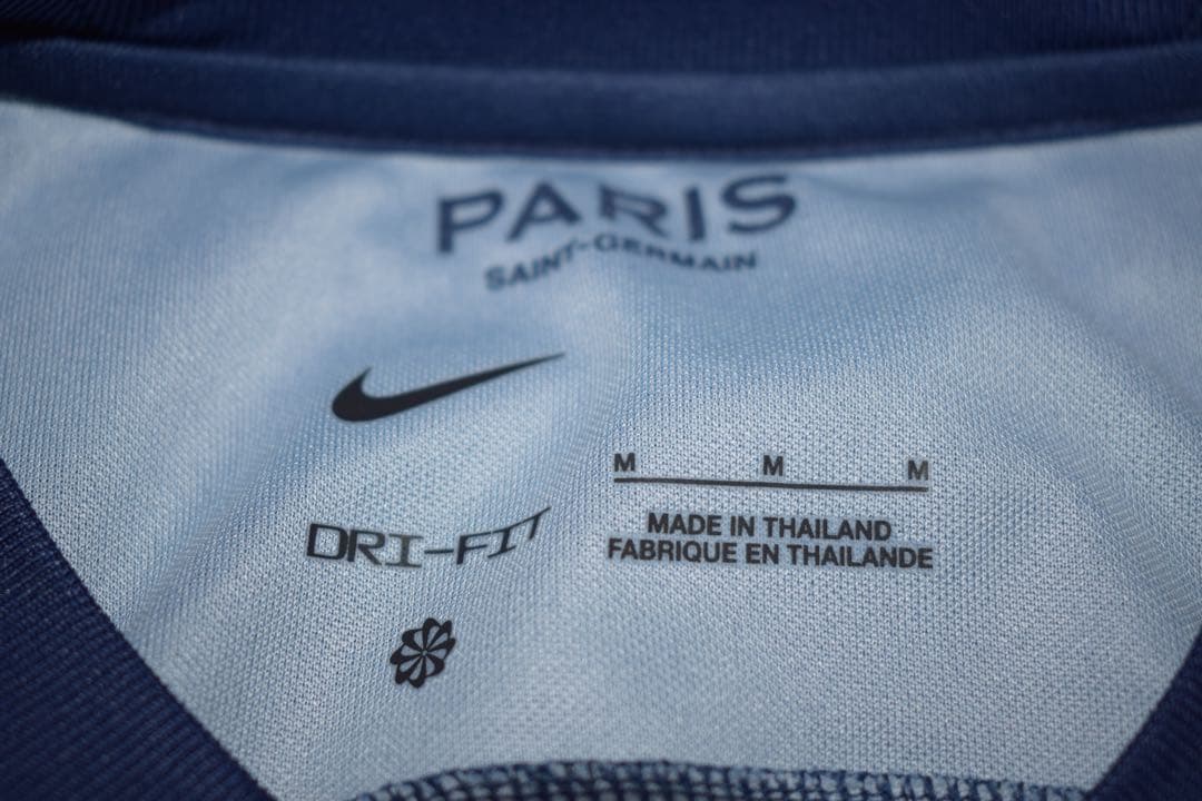 【国内正規品・新品】PSG ネイマール 22-23 長袖ユニフォーム