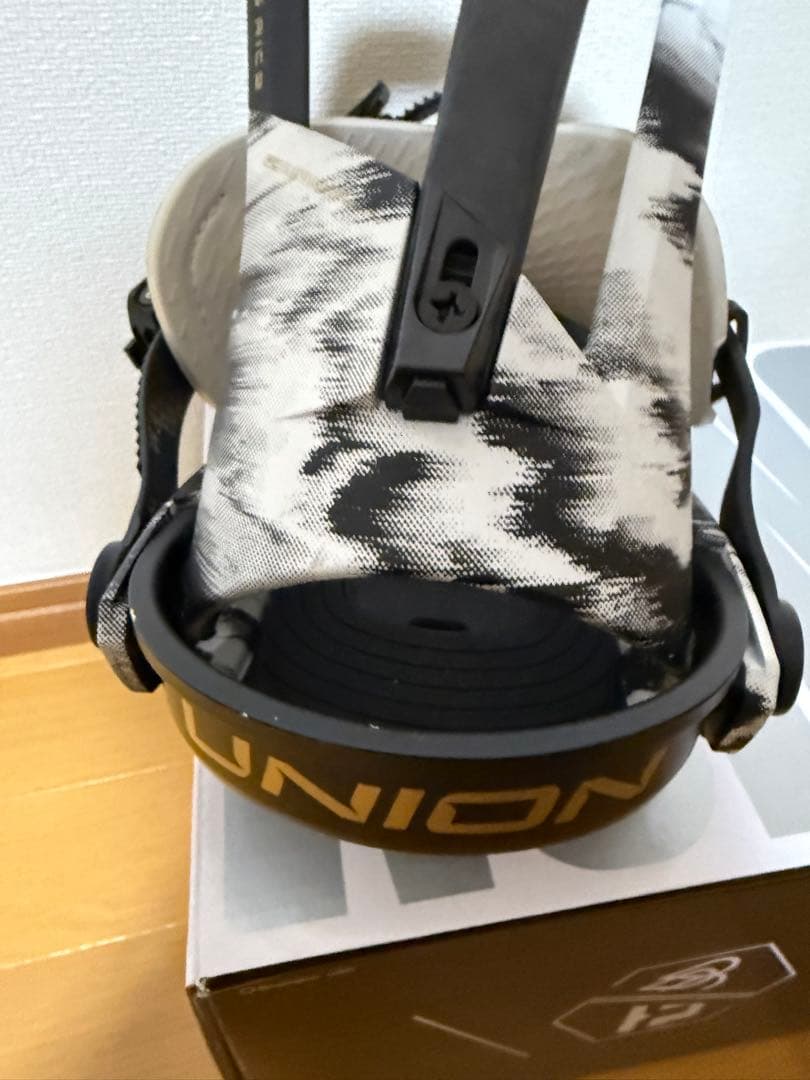 【25-26モデル】UNION FALCOR Mサイズ Haze