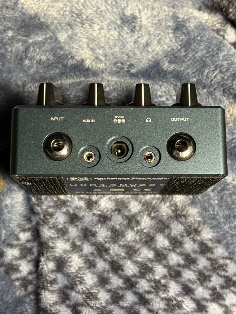 ベース darkglass alpha omega ultra v2