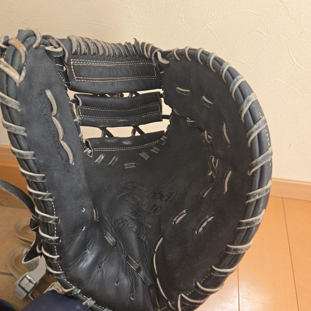 Mizuno Global Elite 軟式グローブ　ファーストミット 黒