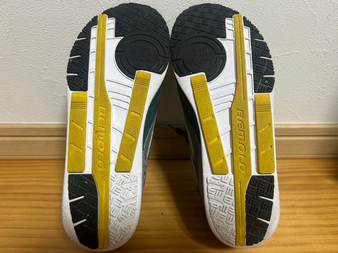 着用2回のみ　22.5cm ビモロシューズ