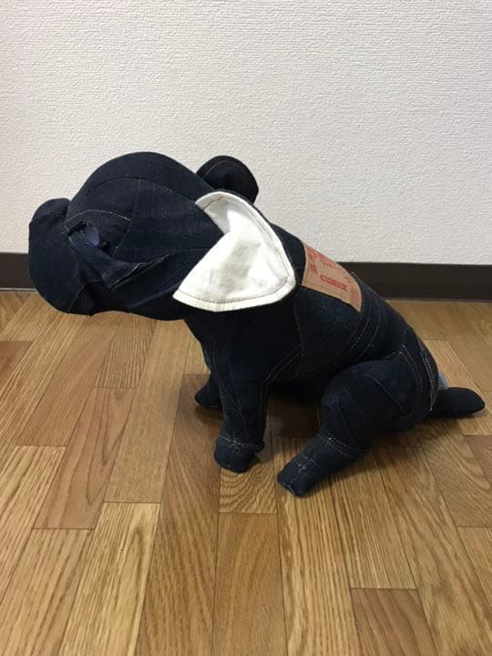 デニム地のぬいぐるみ