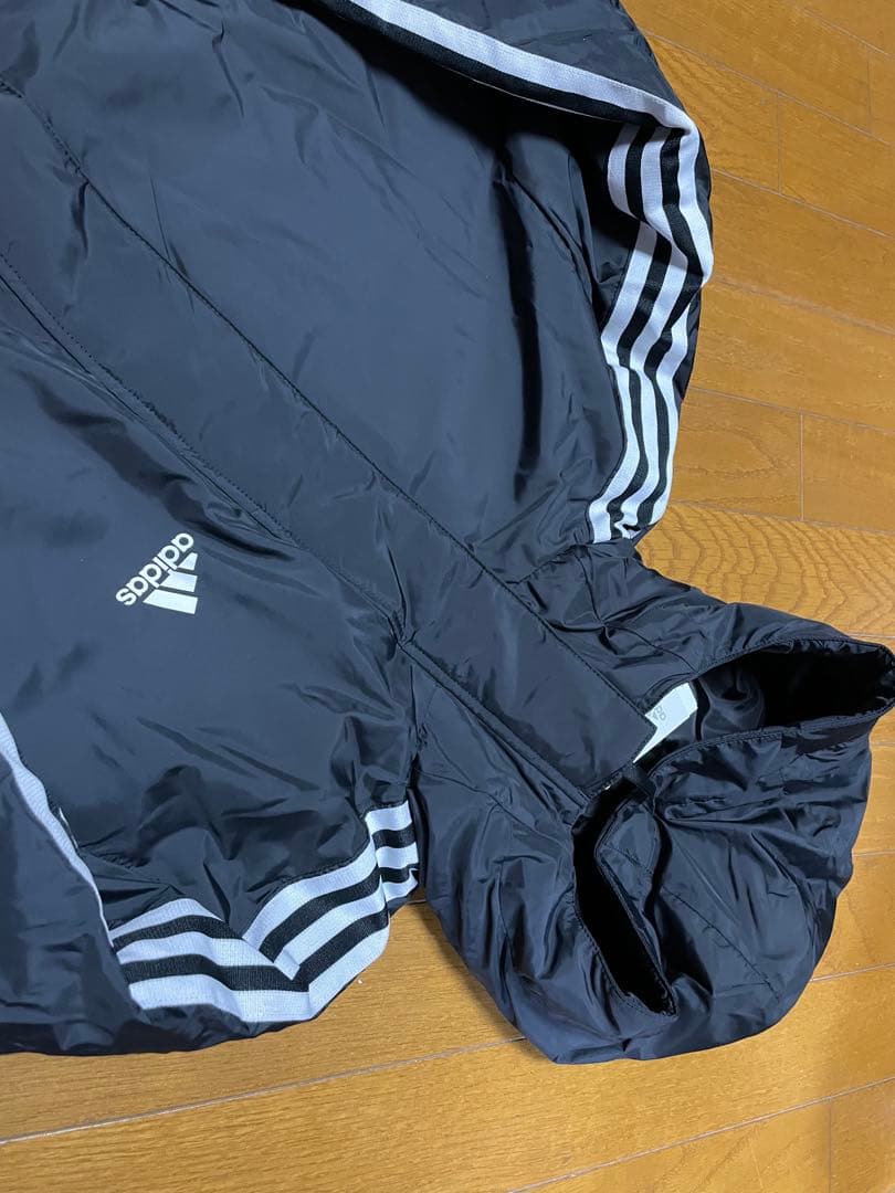新品 Mサイズ アディダス adidas ブラック ベンチコート サッカー 防寒