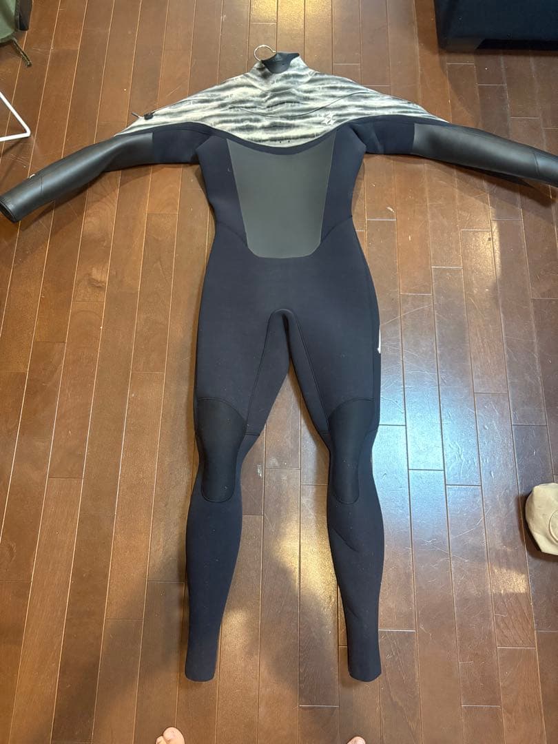 C*i様 デルフィセミドライスーツ