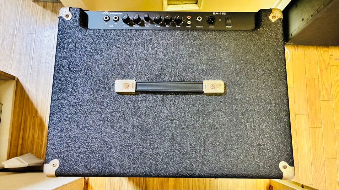 Ampeg BA-115 旧型 ベースアンプ 通電音出しOK