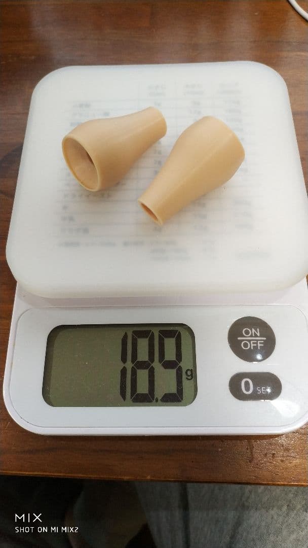 ハンドメイドノブ　TPR（ラバー素材）タイプB6　ライトブラウン2個