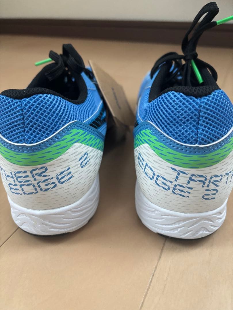 【新品未使用】タグ付き　24.5cm アシックス　ターサーエッジ2