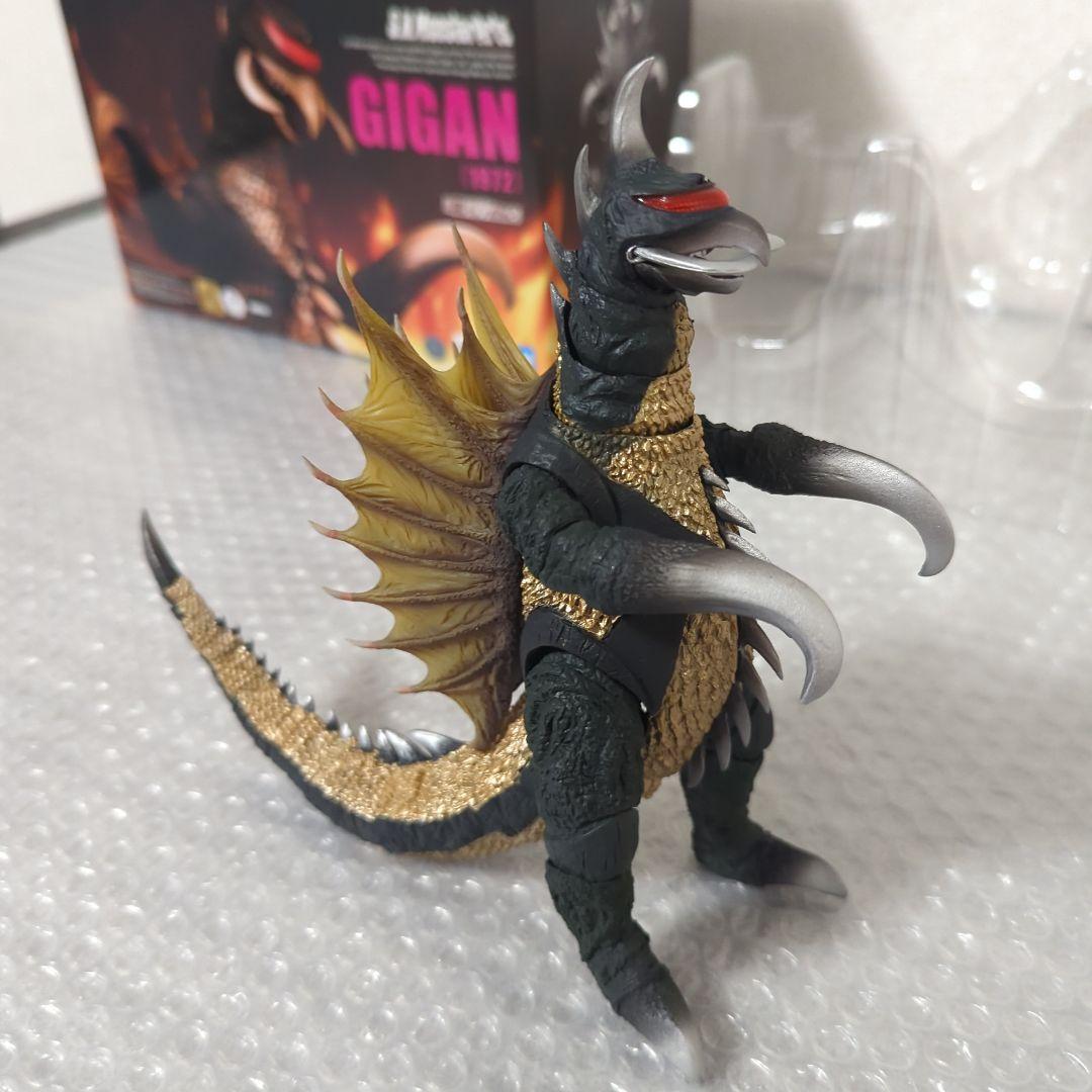 【希少・美品】S.H.モンスターアーツ ガイガン 1972 アクションフィギュア