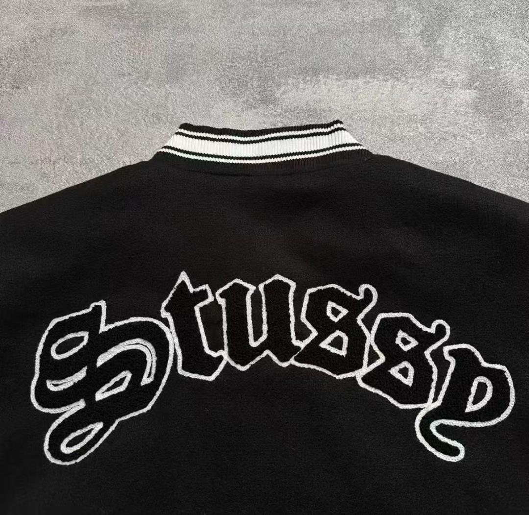 美品STUSSY ブラック スタジャン男女兼用