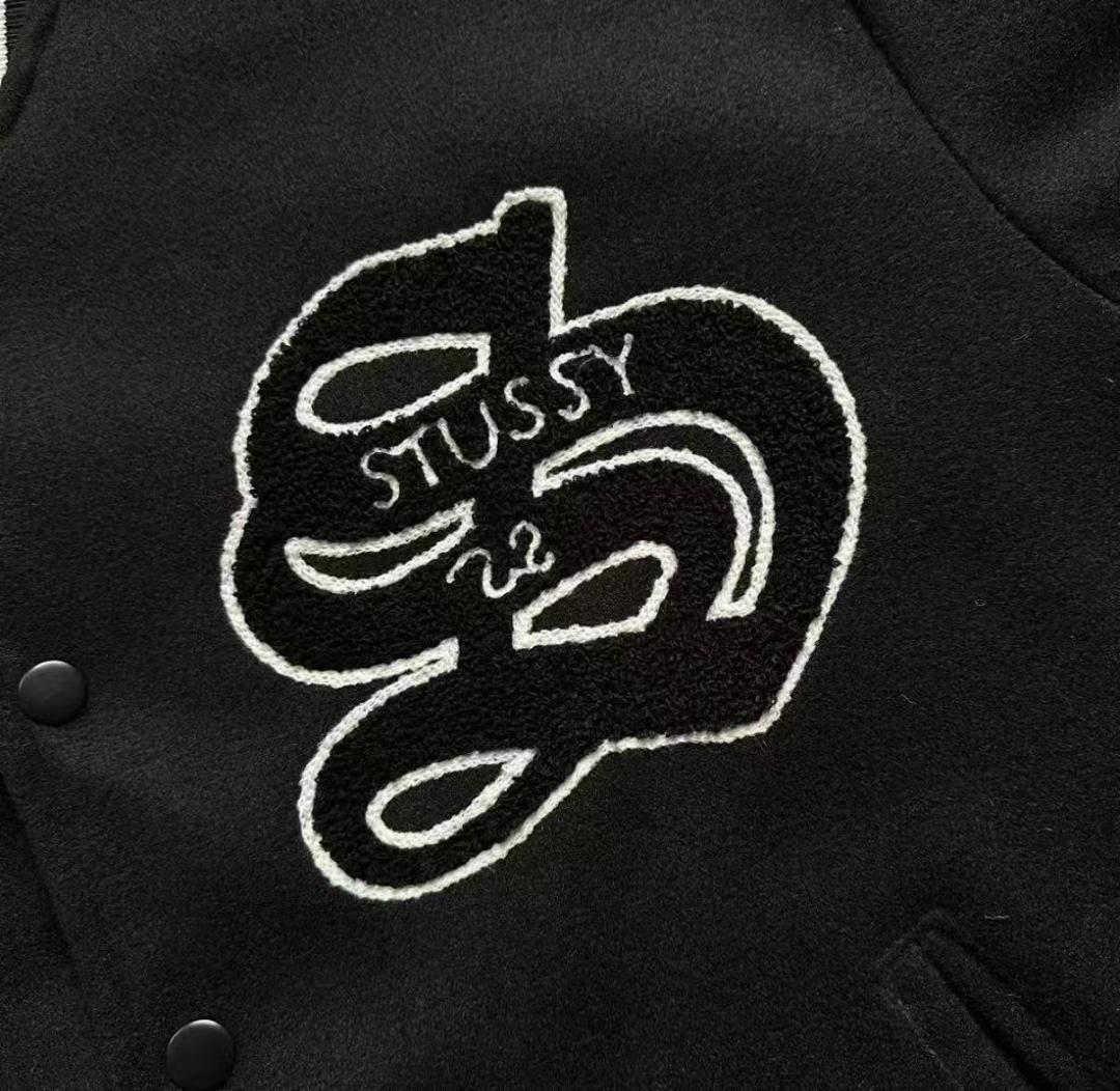 美品STUSSY ブラック スタジャン男女兼用