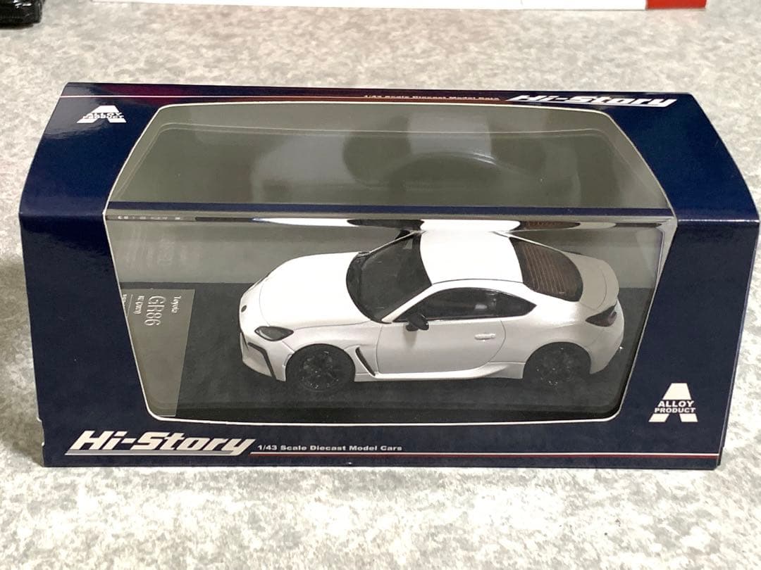 ハイストーリー　GR86 RZ クリスタルホワイトパール　1/43ミニカー