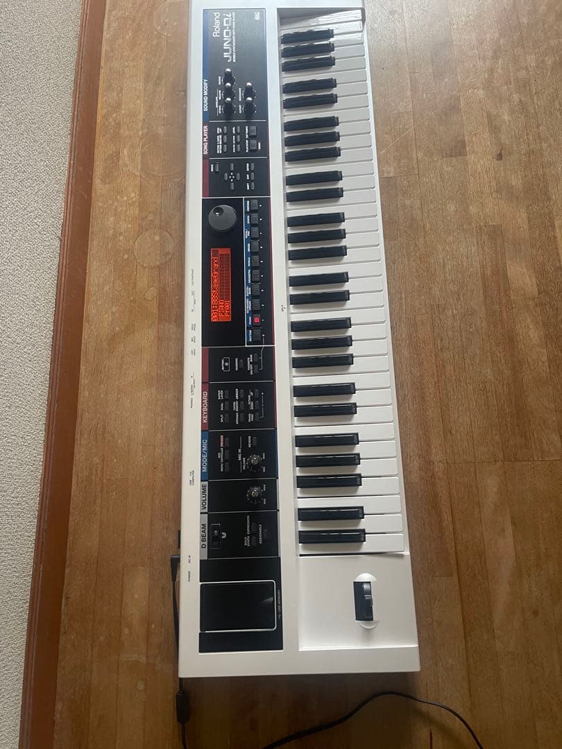 Roland 61鍵 シンセサイザー JUNO-DI ホワイト 美品
