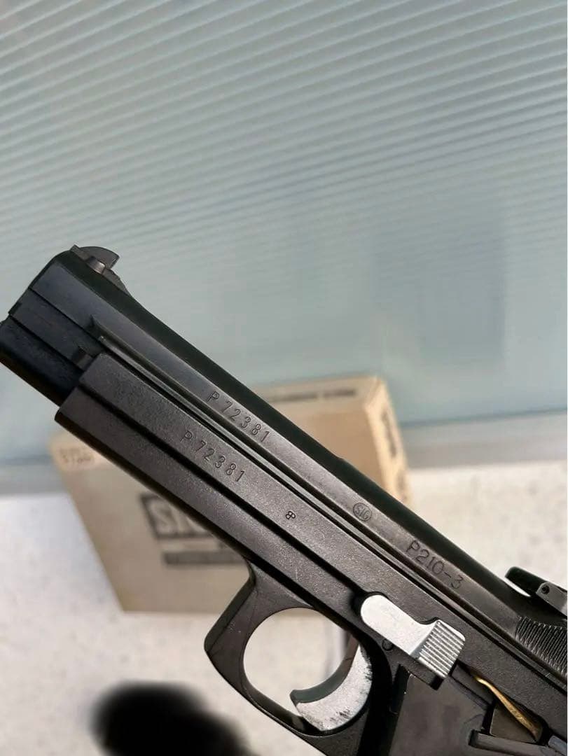 MGC SIG P210 HW 樹脂製モデルガン 管理No.i0