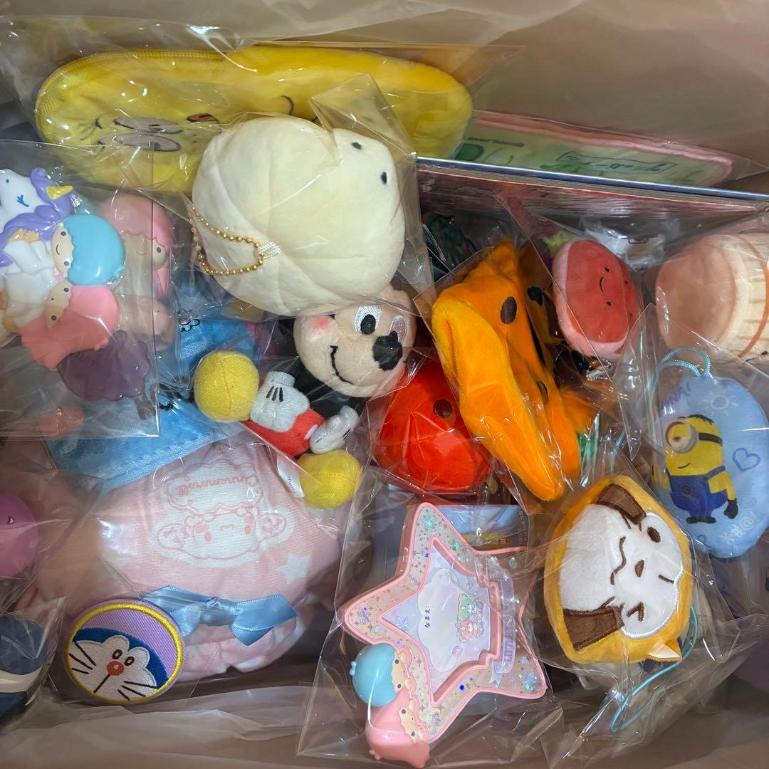 キャラクター グッズ まとめ売り 大量 サンリオ ちいかわ サンエックス 等