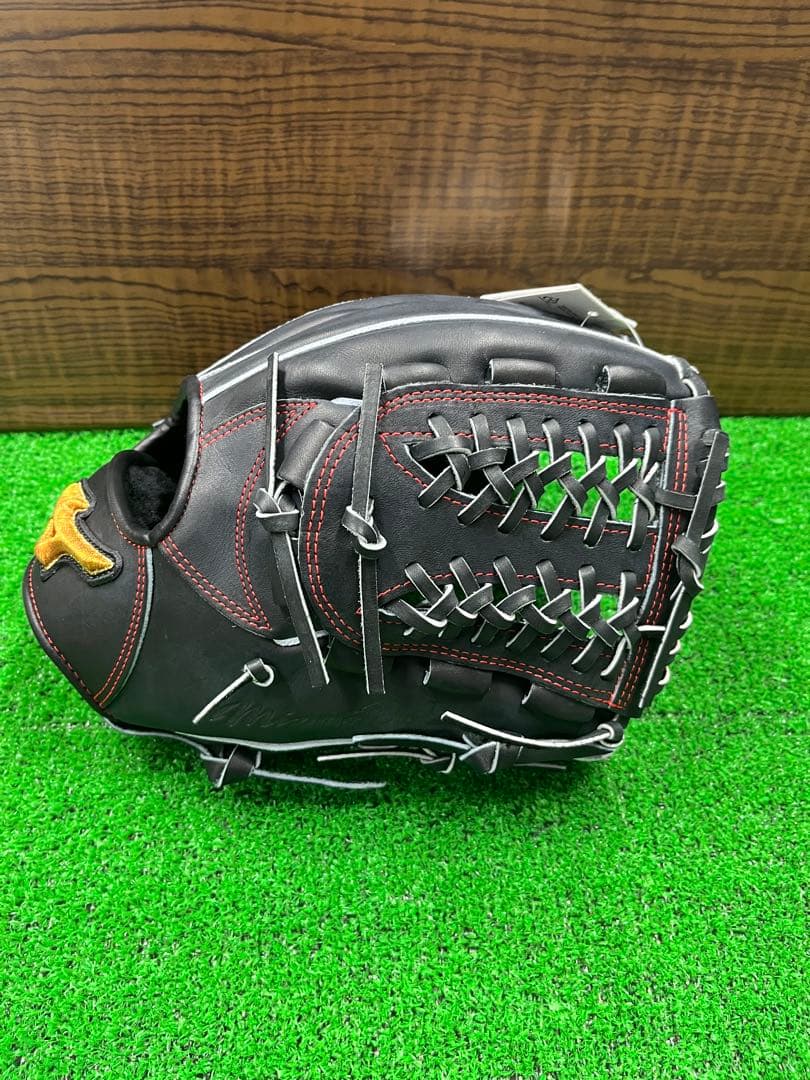 ・新品未使用　硬式ミズノプロ限定モデル　内野オールラウンド用