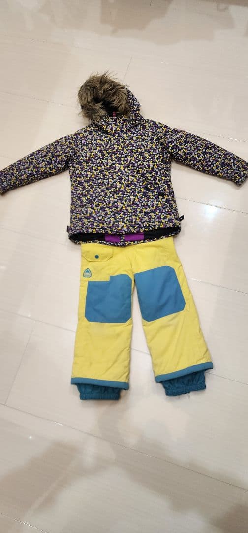 子供用スノーボードウェアセット(BURTON)