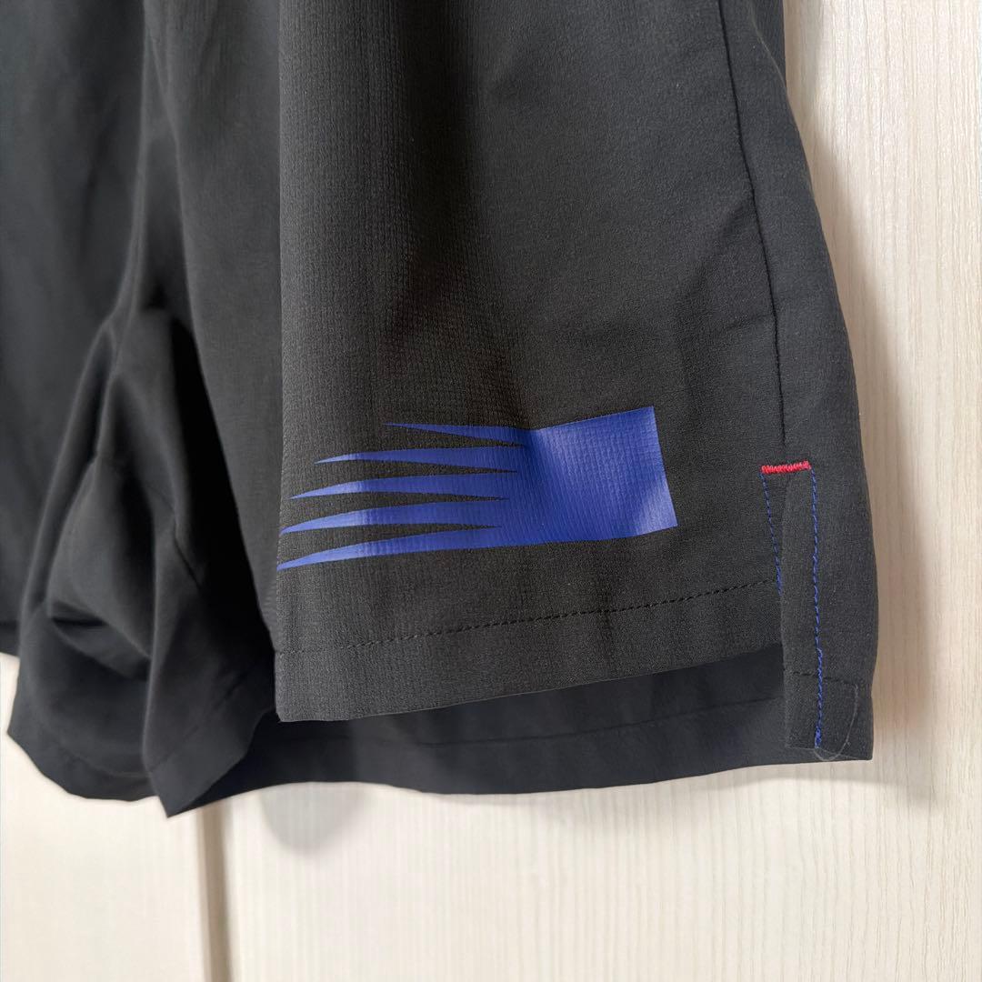 2025 FC東京×ニューバランス　ブラックアウトTシャツ　ウーブンショーツ　Ｌ