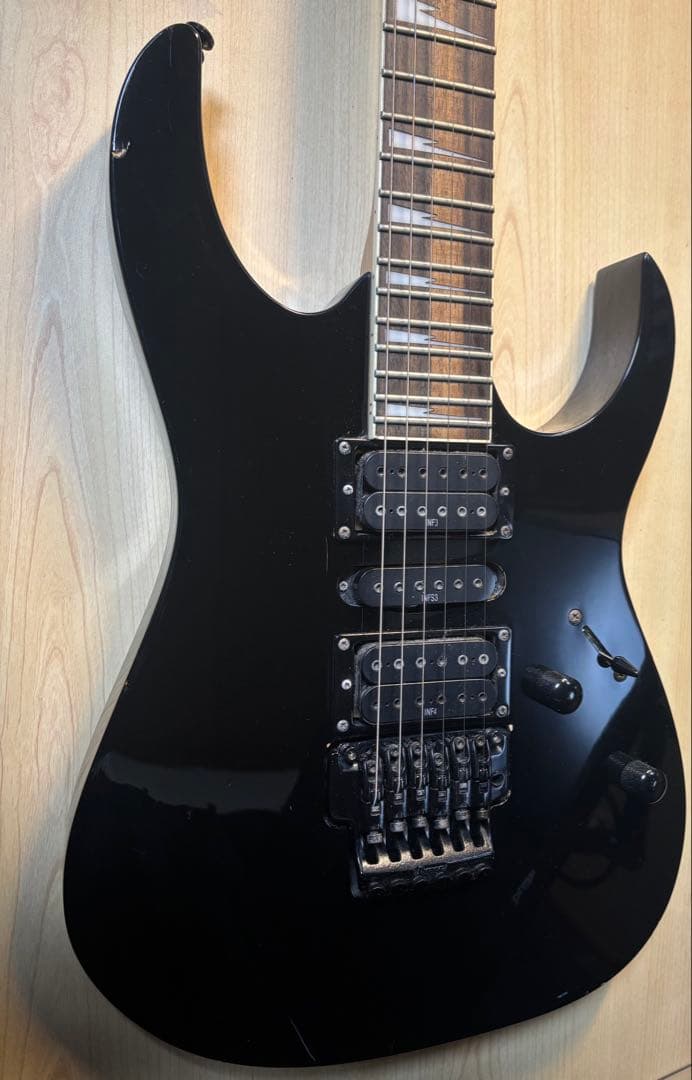 Ibanez RG370DX　ソフトケース付き