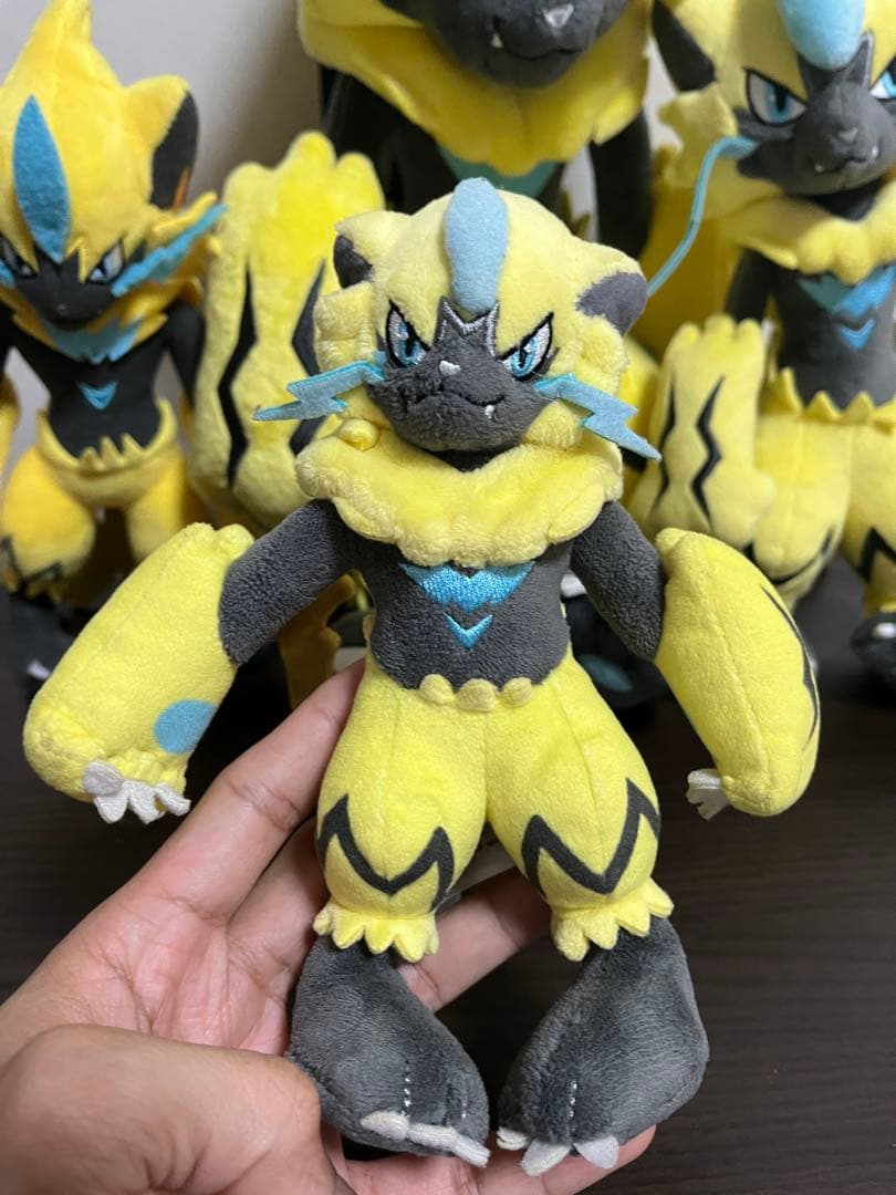 ポケモンぬいぐるみ　ゼラオラ 4点セット