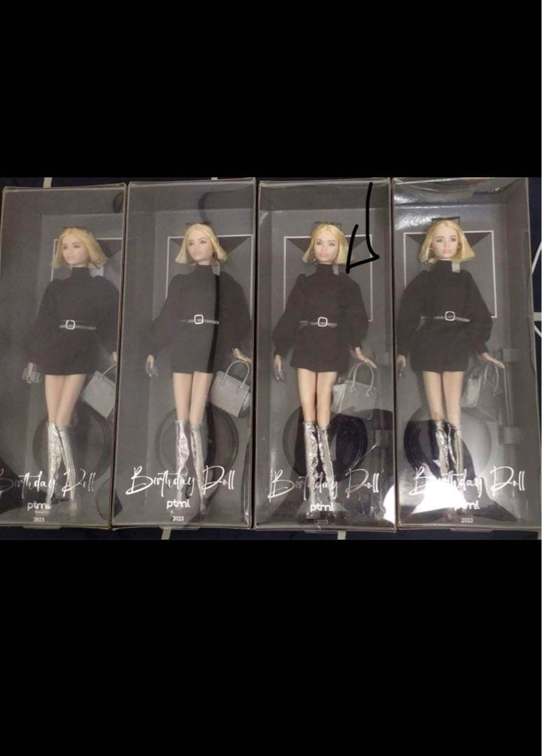 確認用　Barbie  バービー人形