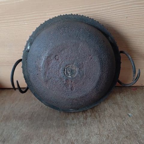 風炉、アラレ茶釜