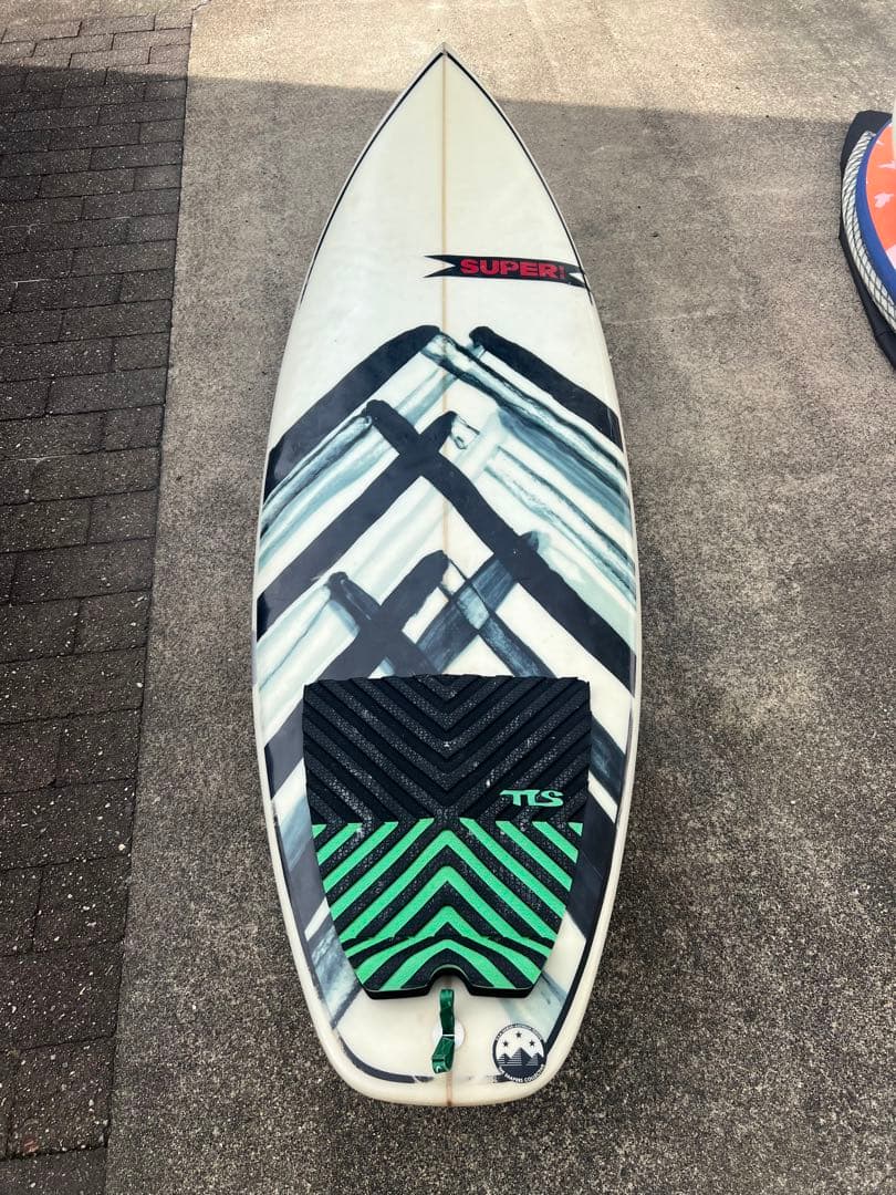 5'10サーフボード　19\