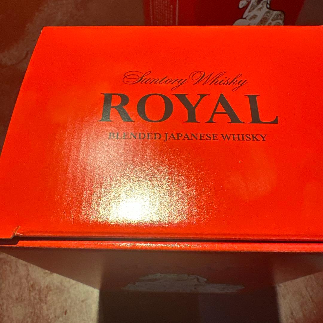 サントリーローヤルウイスキー