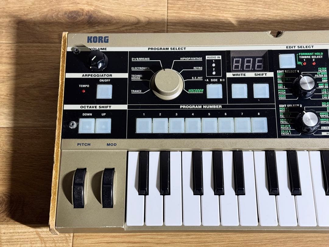 鍵盤楽器 KORG microKORG synthesizer/vocoder