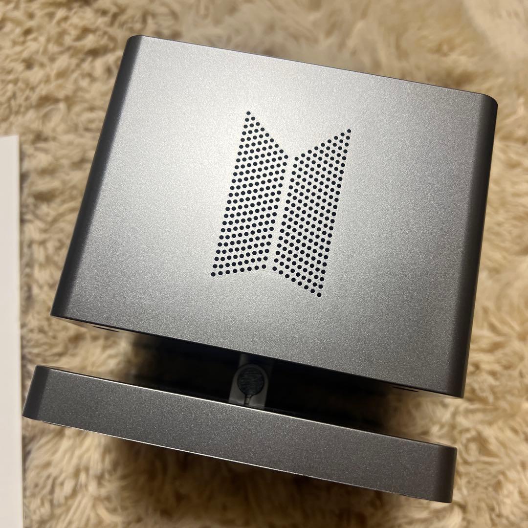 アイドル BTS Mikrokosmos Mood Lamp by Jung Kook