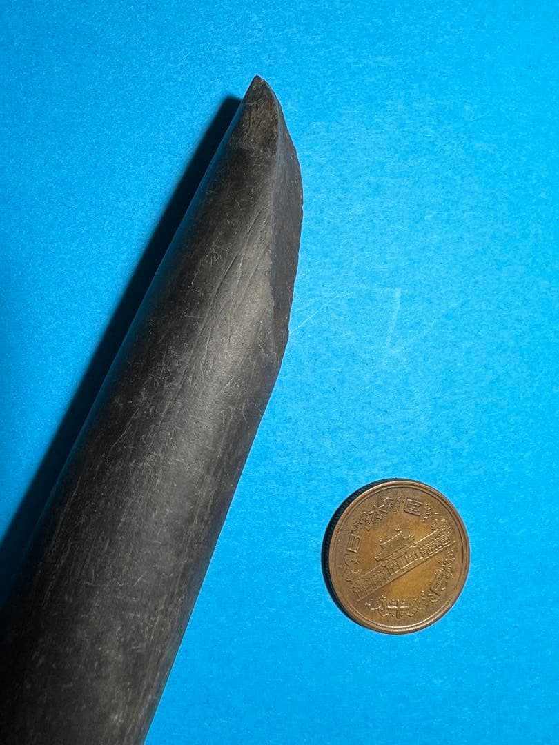 石器　石棒の真ん中　v26