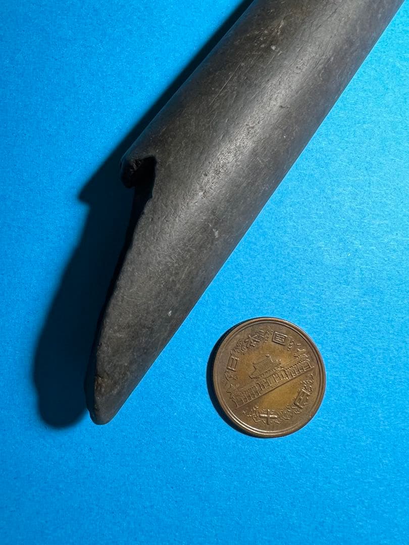 石器　石棒の真ん中　v26