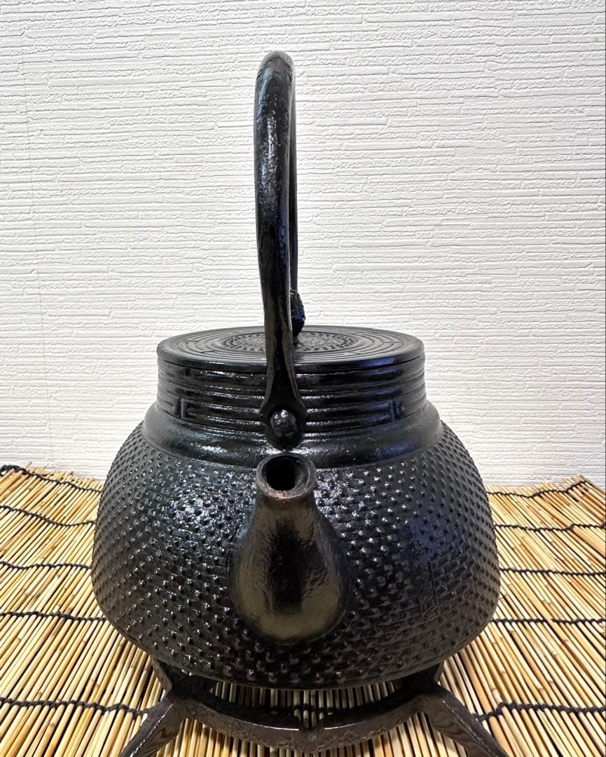 長期保管品　南部長寿堂造　１５型　アラレ　鉄瓶　南部鉄瓶　南部鉄器　調理器具